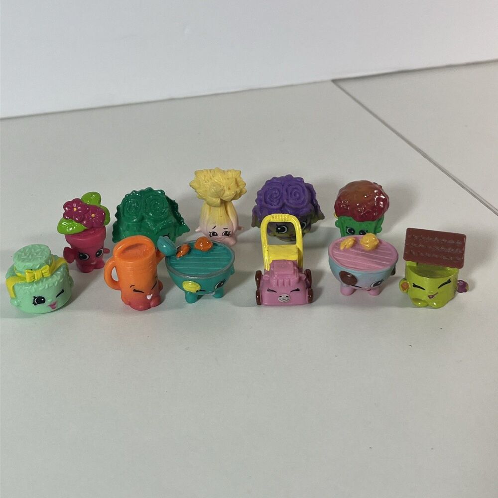 Shopkin Lot Of 11 Backyard Theme Shopkins Figures 